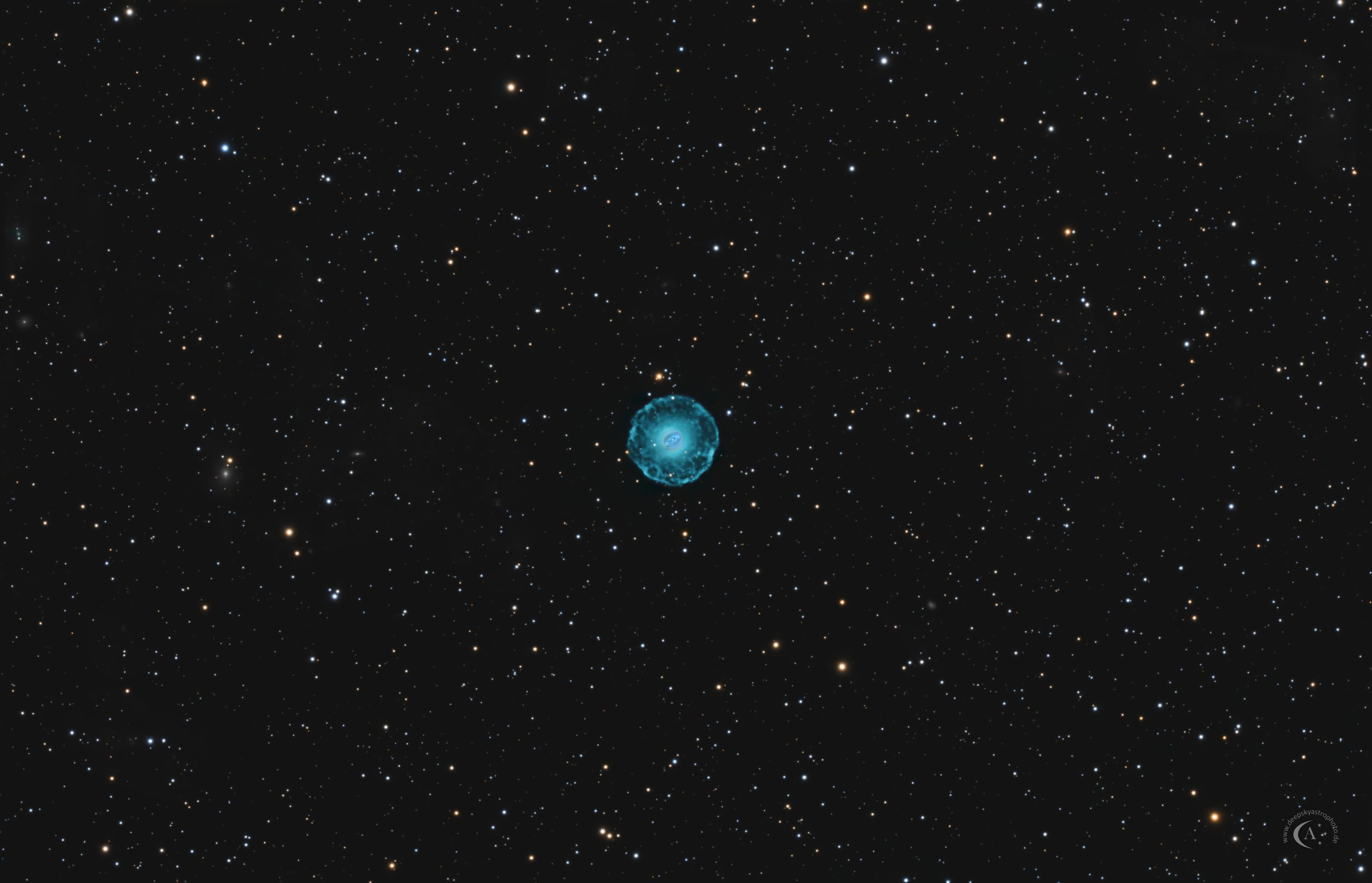 NGC – 6826 Blinkender Planetarischer Nebel